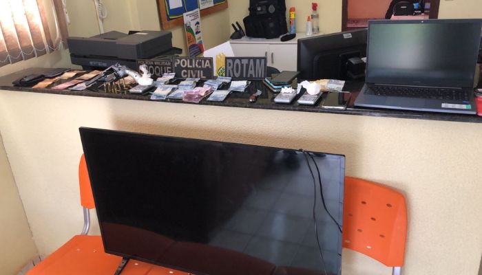 Catanduvas - Duas pessoas são presas por tráfico de drogas